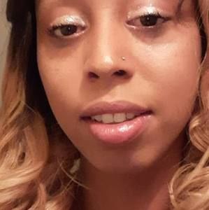 Meet your Posher, Gena